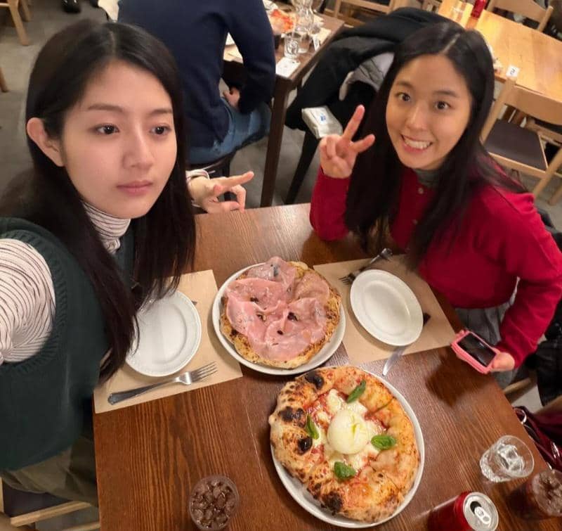 potret persahabatan Seolhyun dan Shin Eun Soo