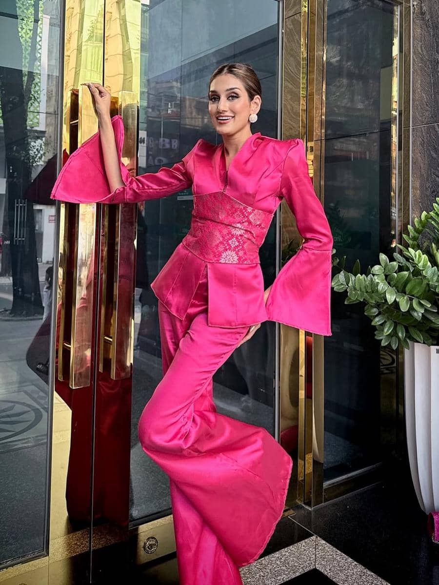 potret Jessrina Kaur, Miss Charm Malaysia 2025