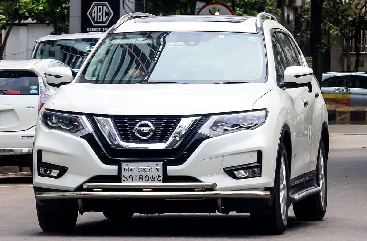 Tips Perawatan Mobil Hybrid