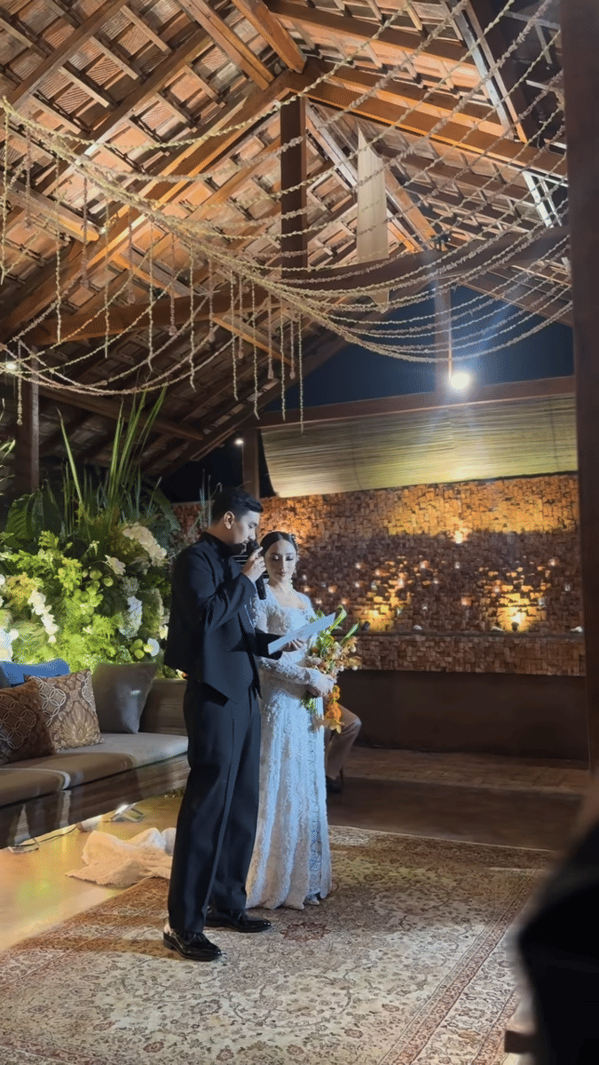 resepsi pernikahan Amanda Zahra