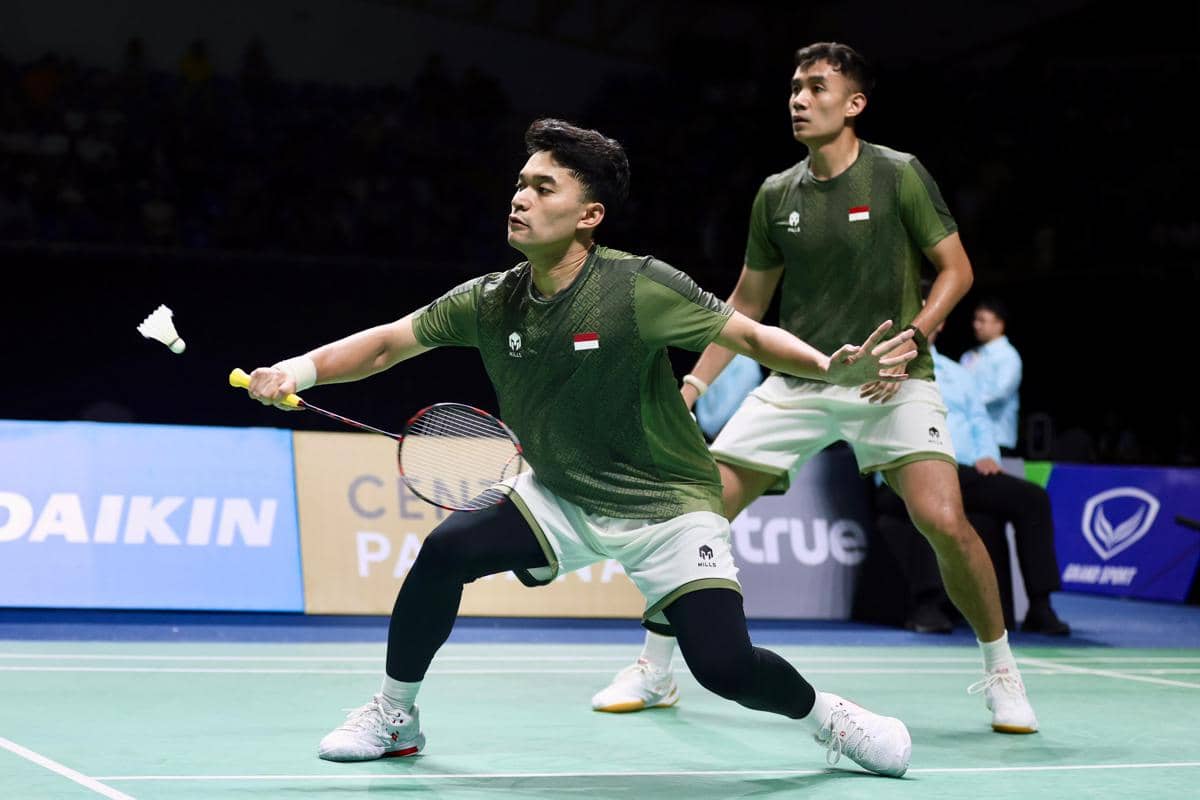 Leo Rolly Carnando/Bagas Maulana memastikan kemenangan tim beregu putra Indonesia atas Singapura di semifinal SEA Games 2025 