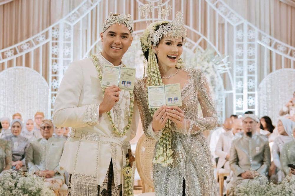 8 Pernikahan Artis yang Viral di Tahun 2025