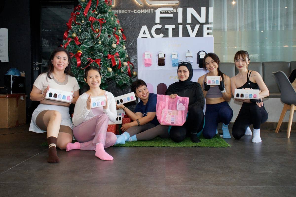 Influencer Kota Medan berolahraga dengan kaos kaki terbaru FINI Active (dok.FINI)