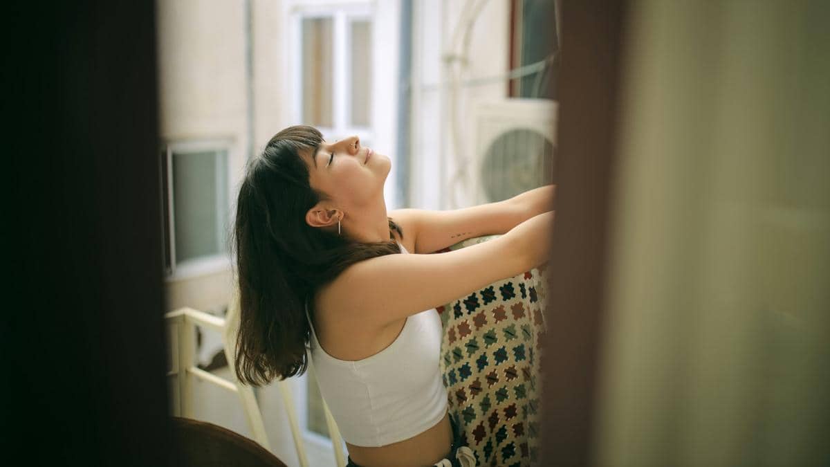 Ilustrasi merasa bahagia (unsplash.com/Photo by Hosein Sediqi)