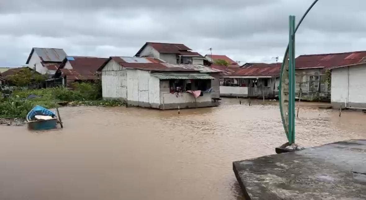 Pasang air laut di Kalbar.
