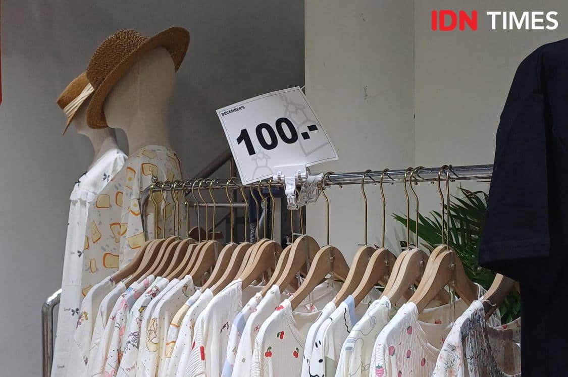 Potret toko baju di Bangkok, Thailand