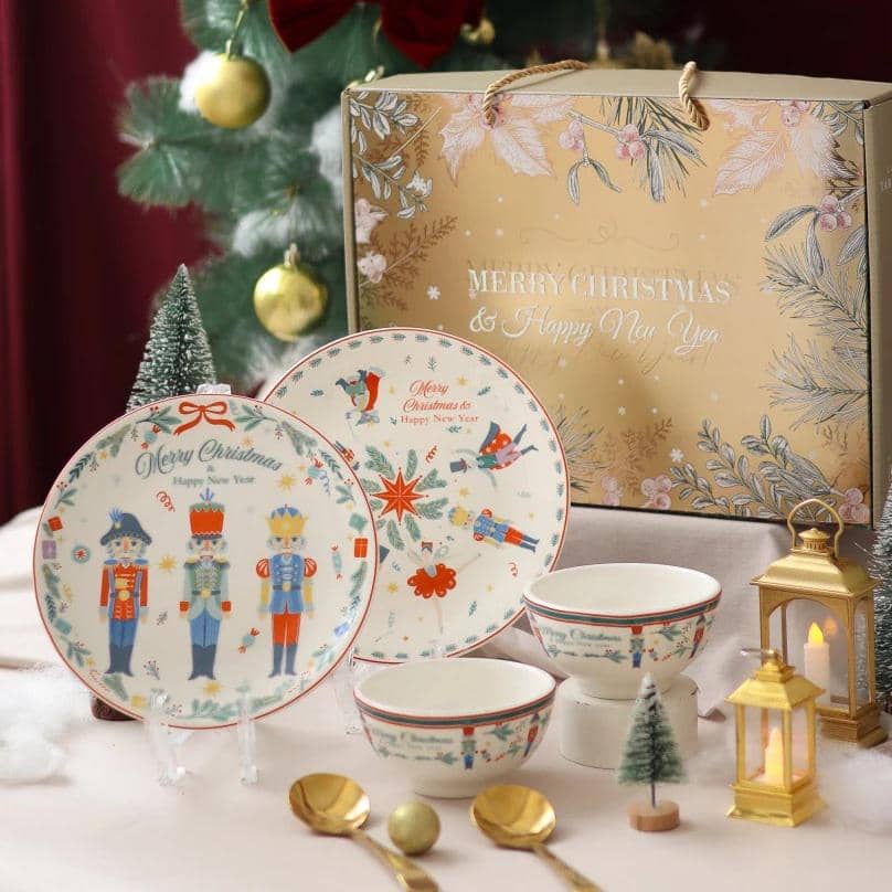 Ilustrasi kado Natal (Shopee/Goods & Co)