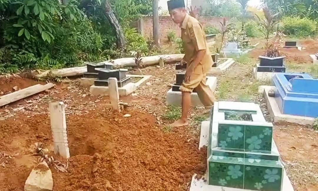 Kondisi makam yang dibongkar OTK di Musi Rawas. (Dok. IDN Times)