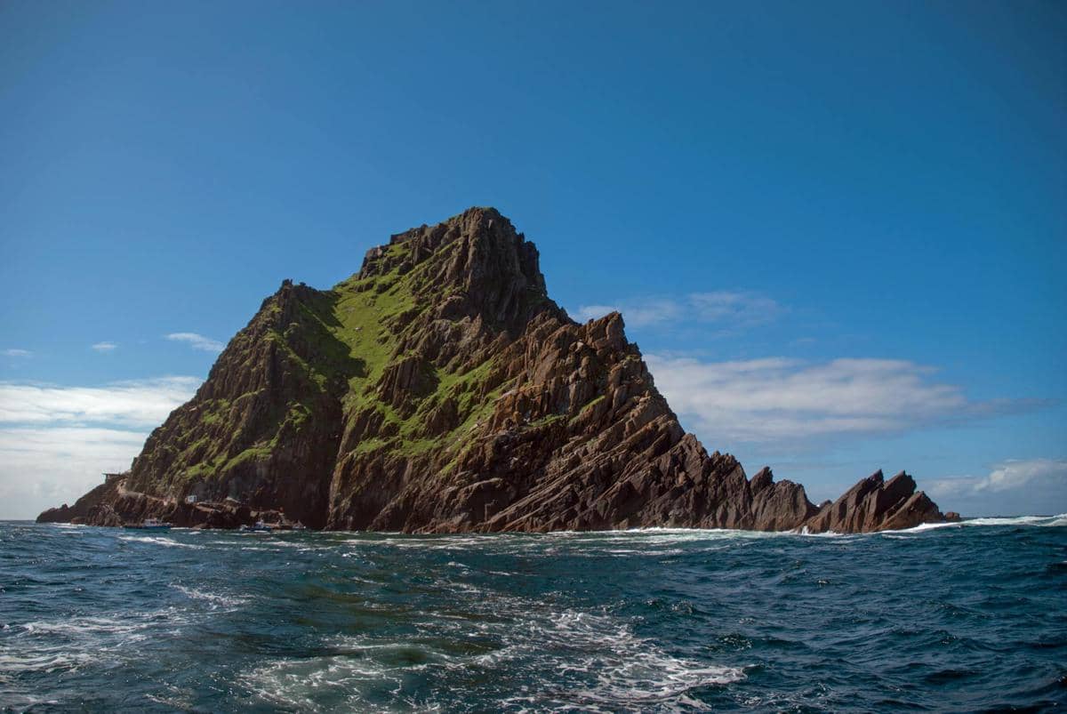 ilustrasi Skellig Michael