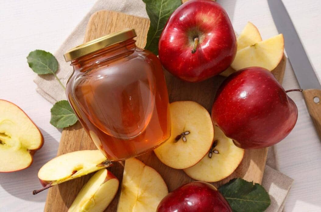ilustrasi membuat cuka apel