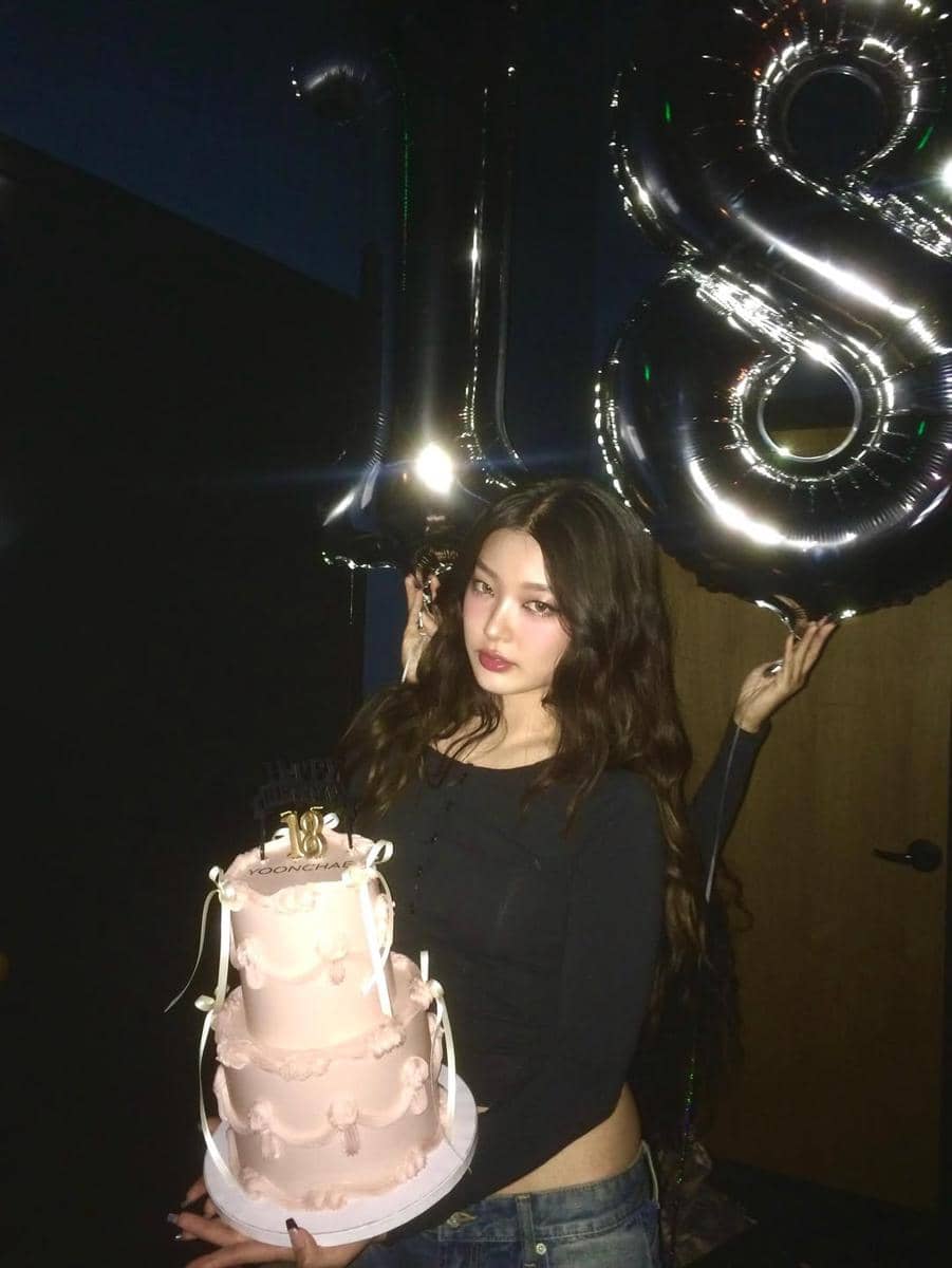potret ulang tahun Yoonchae KATSEYE
