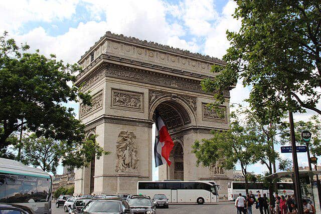 potret Arc de Triomphe