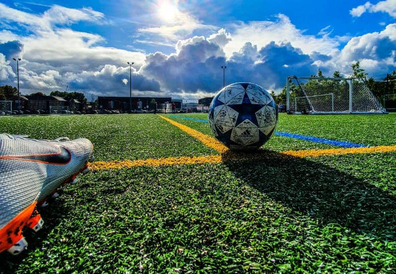 ilustrasi sepak bola 