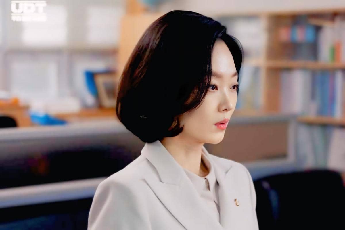 cuplikan rama Heroes Next Door