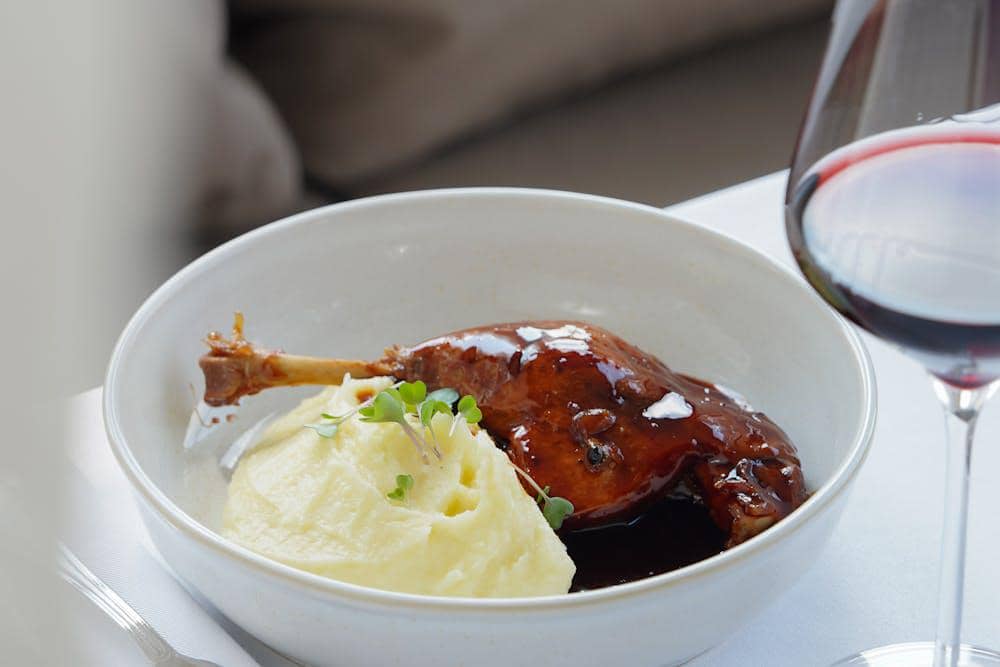 ilustrasi mashed potatoes dan kalkun panggang