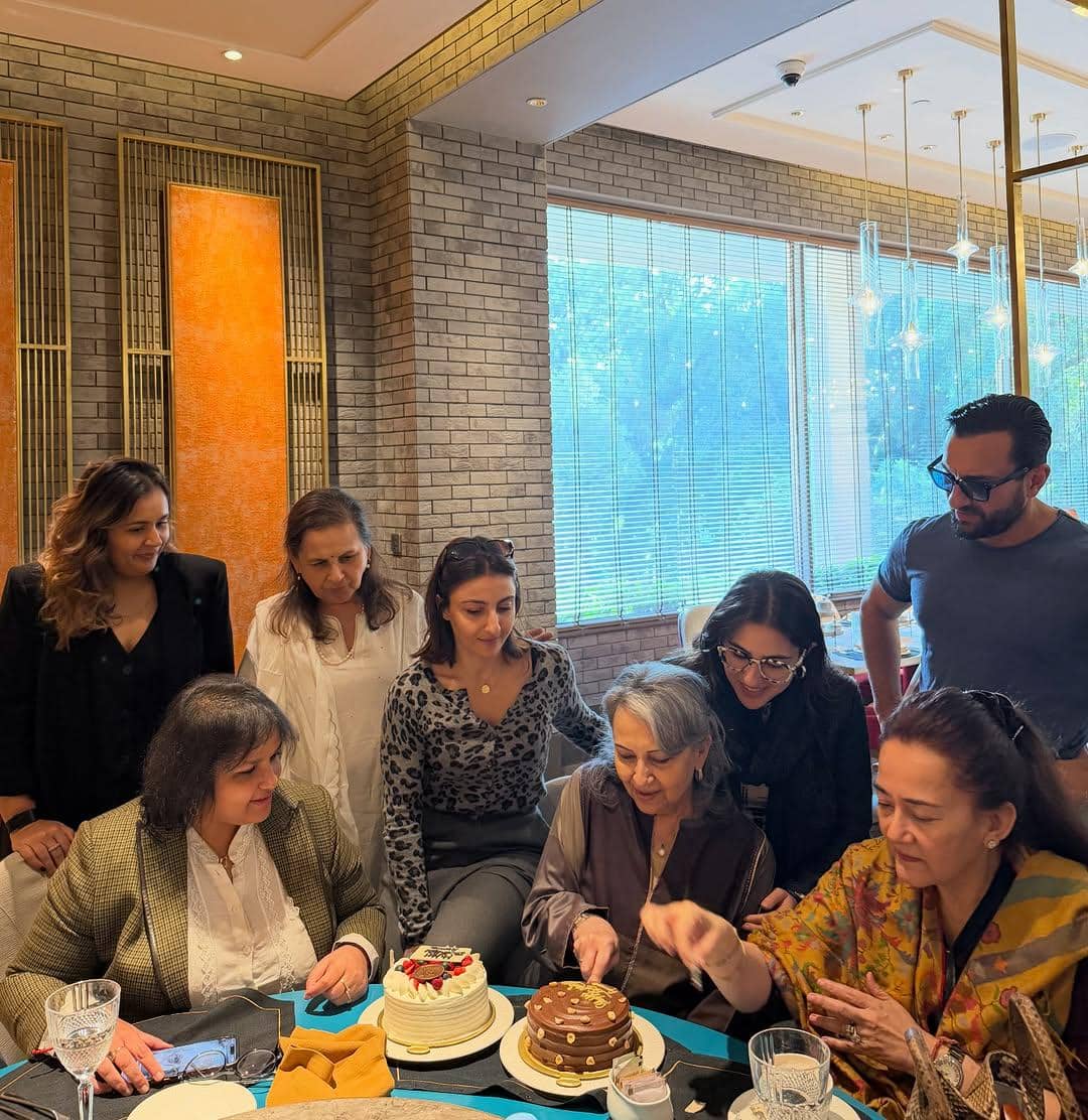 ultah Sharmila Tagore