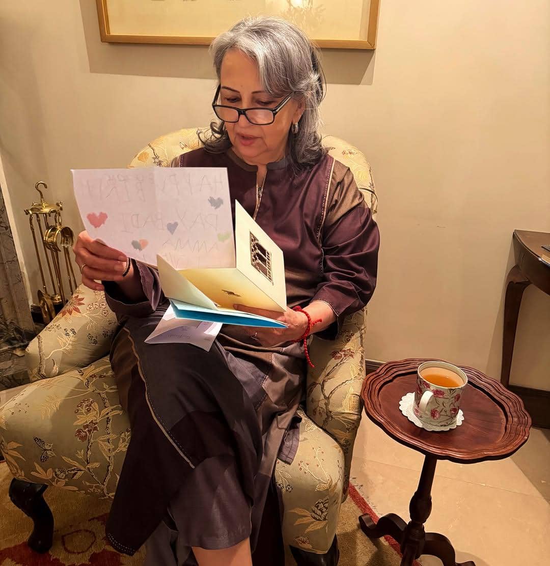 ultah Sharmila Tagore