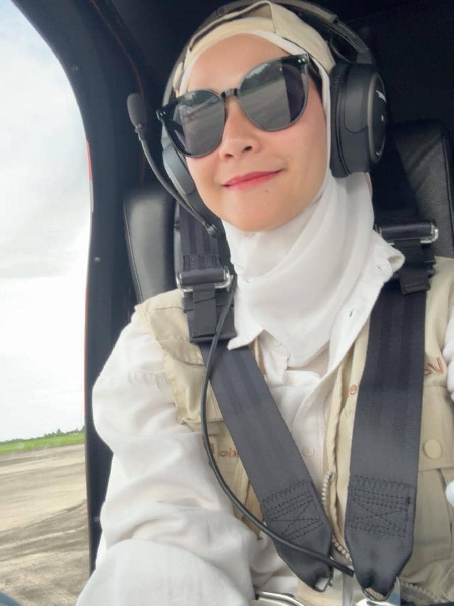 Zaskia Adya Mecca salurkan bantuan ke Kota Takengon.