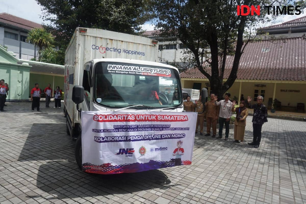 Pemda DIY Kirim Rp3 Miliar dan 842 Kg Kebutuhan Medis Bencana Sumatra.