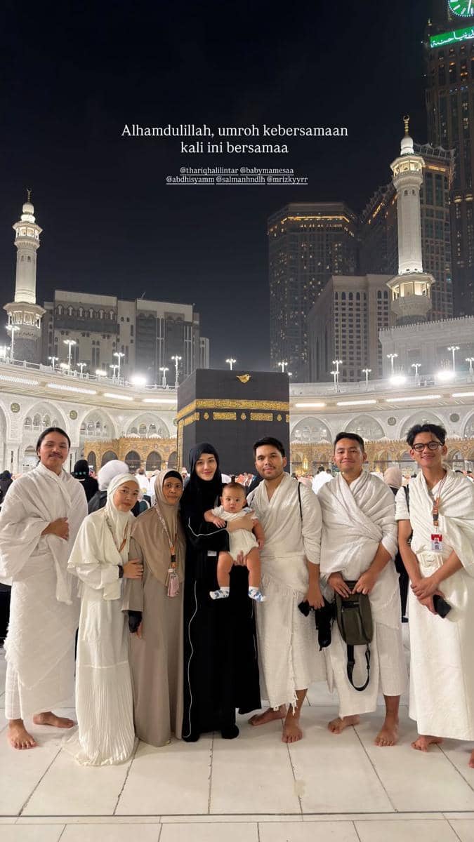 Thariq dan Aaliyah umrah