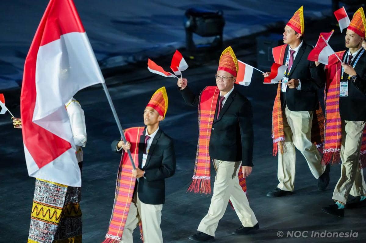 Defile Tim Indonesia di Upacara Pembukaan SEA Games 2025 Thailand (NOC Indonesia / Rizki Fitranto)