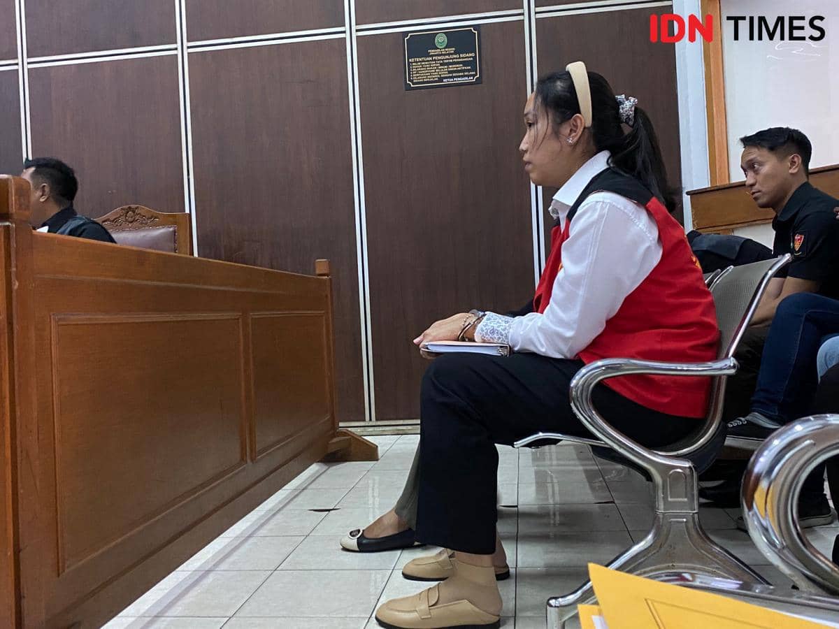 Bos Mecimapro, Fransiska Dwi Melani