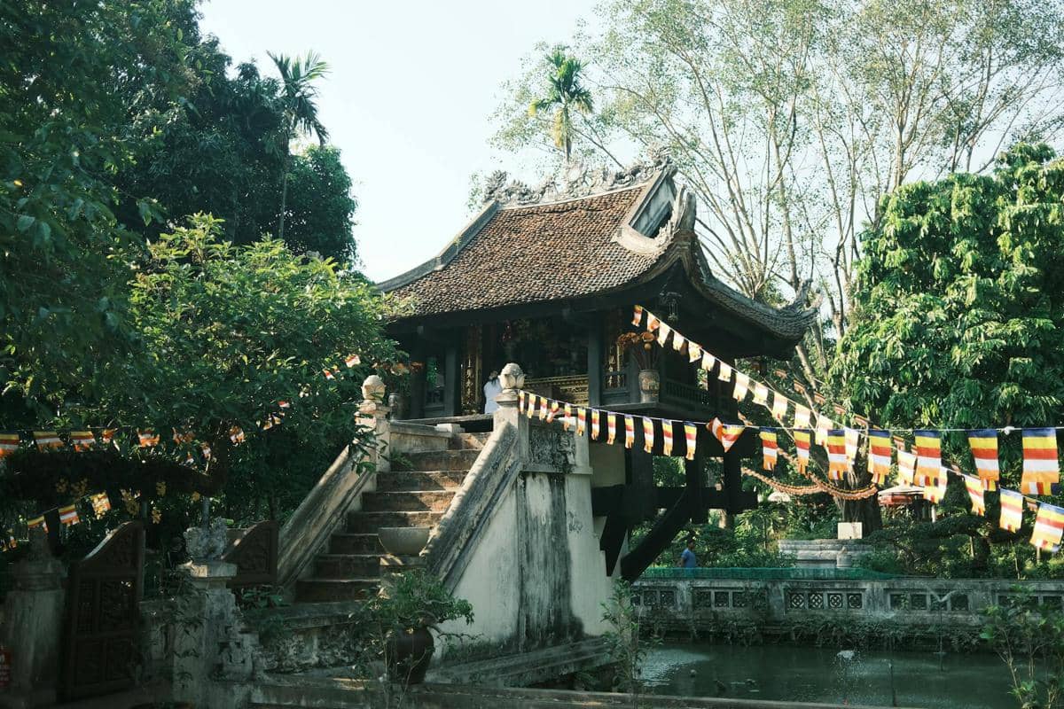 Potret One Pillar Pagoda