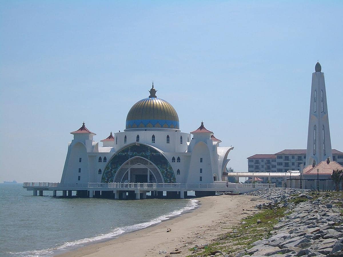 Potret Melaka Straits Mosque