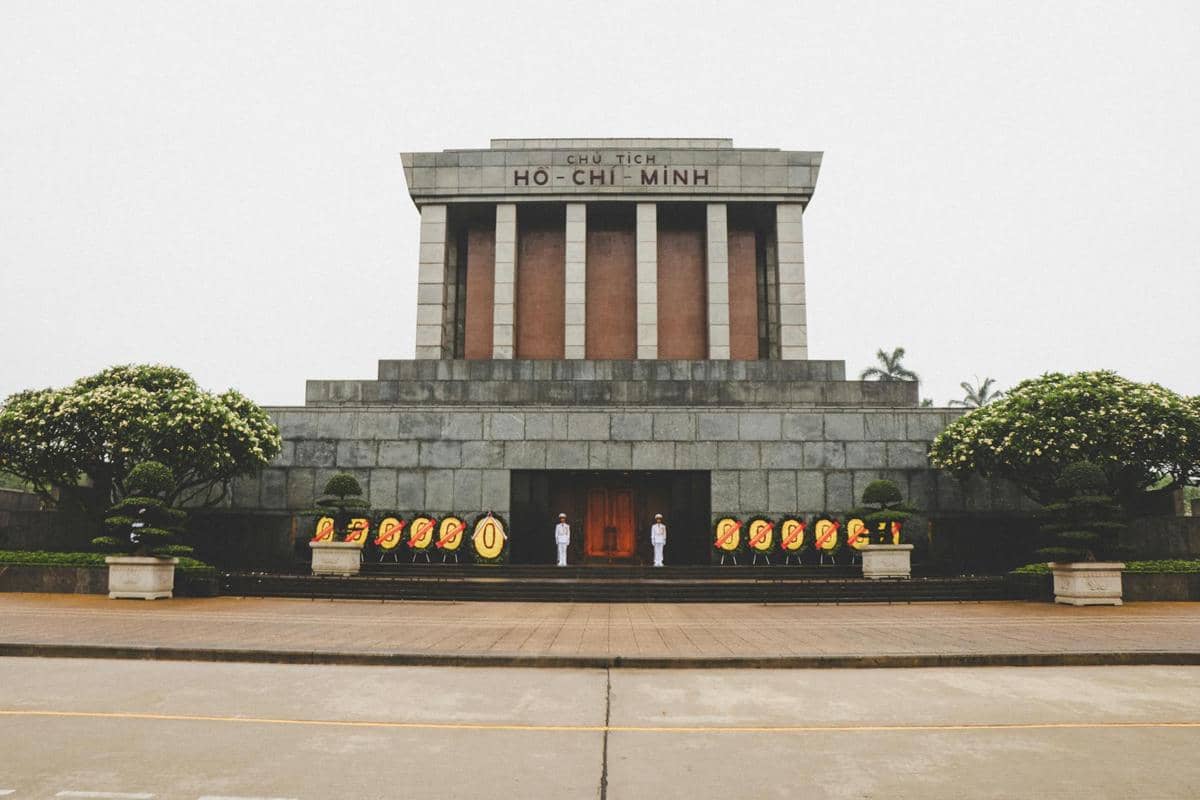 Potret Ho Chi Minh Mausoleum