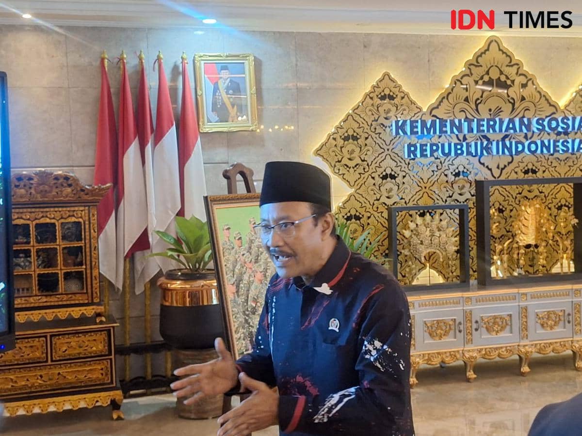 Muhaimin Iskandar, Menteri Sosial (Mensos) Saifullah Yusuf dan Wamensos Agus Jabo Priyono di Kantor Kemensos