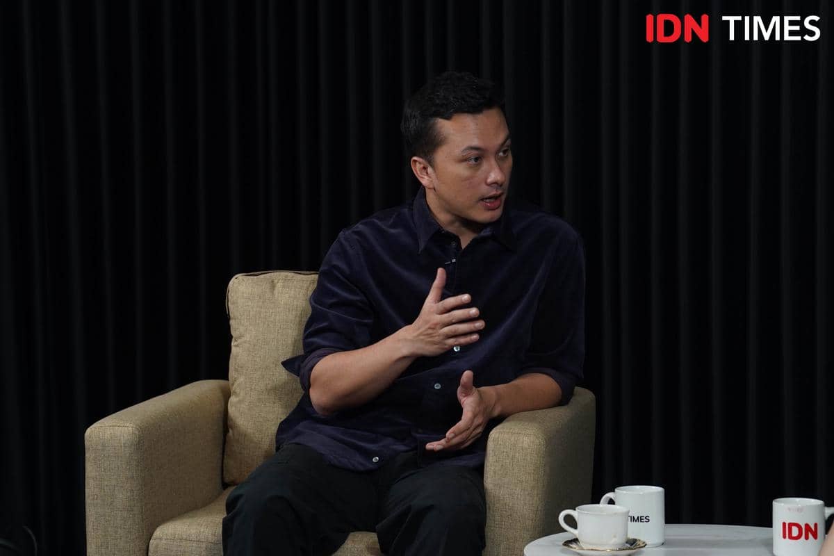 potret Nicholas Saputra