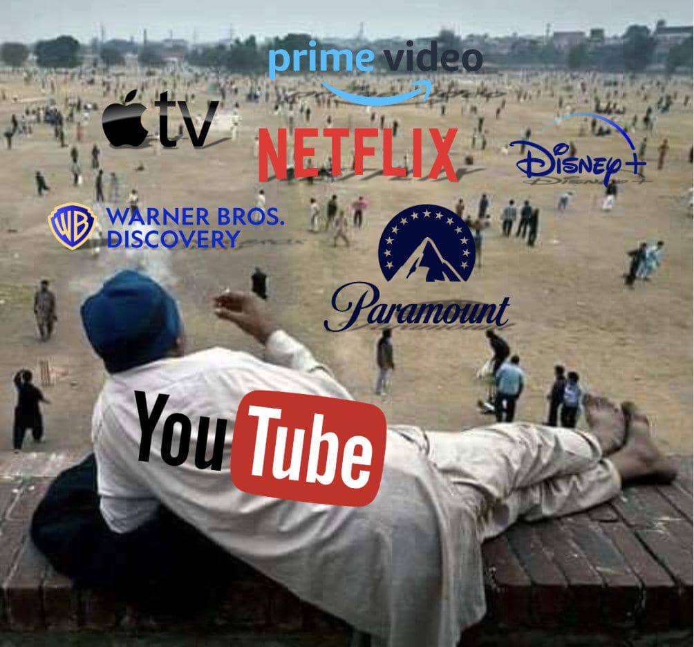 meme Netflix dan Paramount rebutan Warner Bros