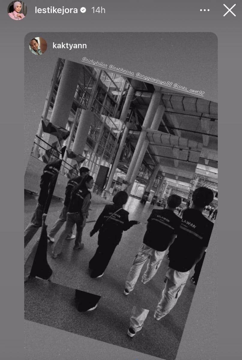 Artis bantu korban bencana banjir di sumatera