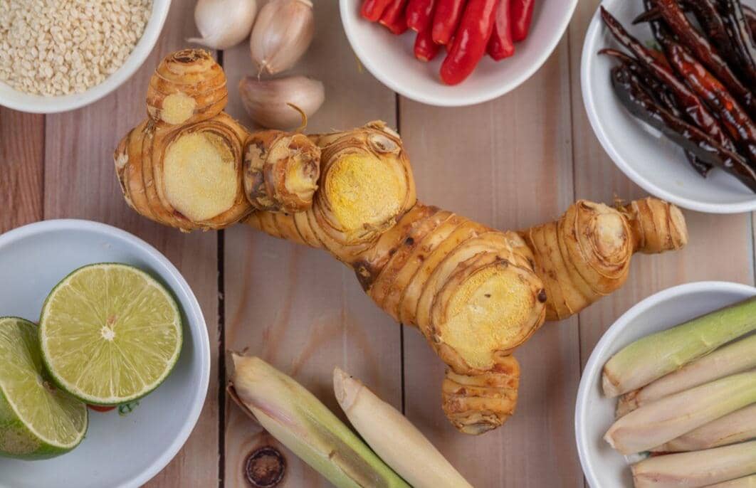 rempah aromatik (freepik.com/jcomp)