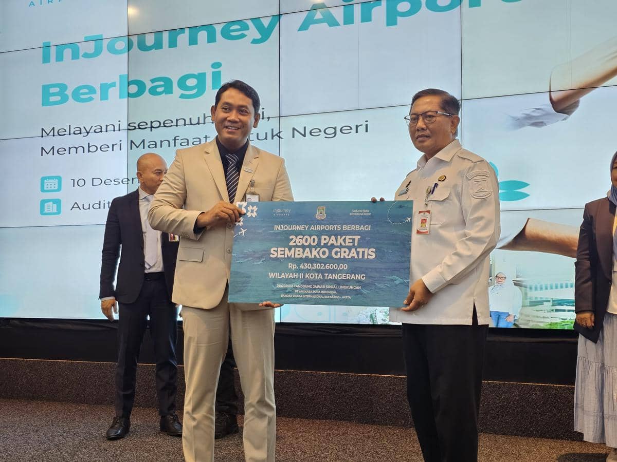 Penyerahan simbolis 7 ribu paket sembalo