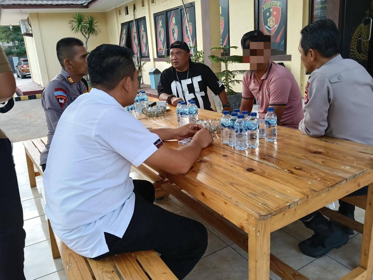 Pelaku pencurian limbah besi terkontaminasi radiasi (Dok. Polres Serang)