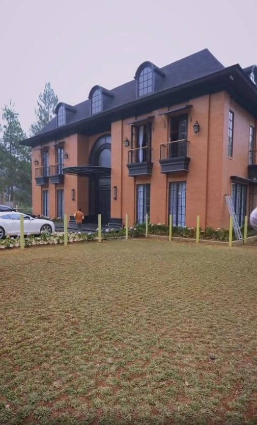 Rumah Baru Zaskia Sungkar dan Irwansyah (instagram.com/zaskiasungkar15)