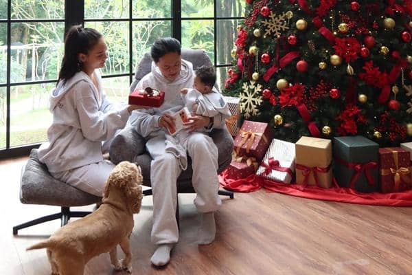 Erika Carlina Rayakan Ulang Tahun DJ Bravy (instagram.com/raxneil_)