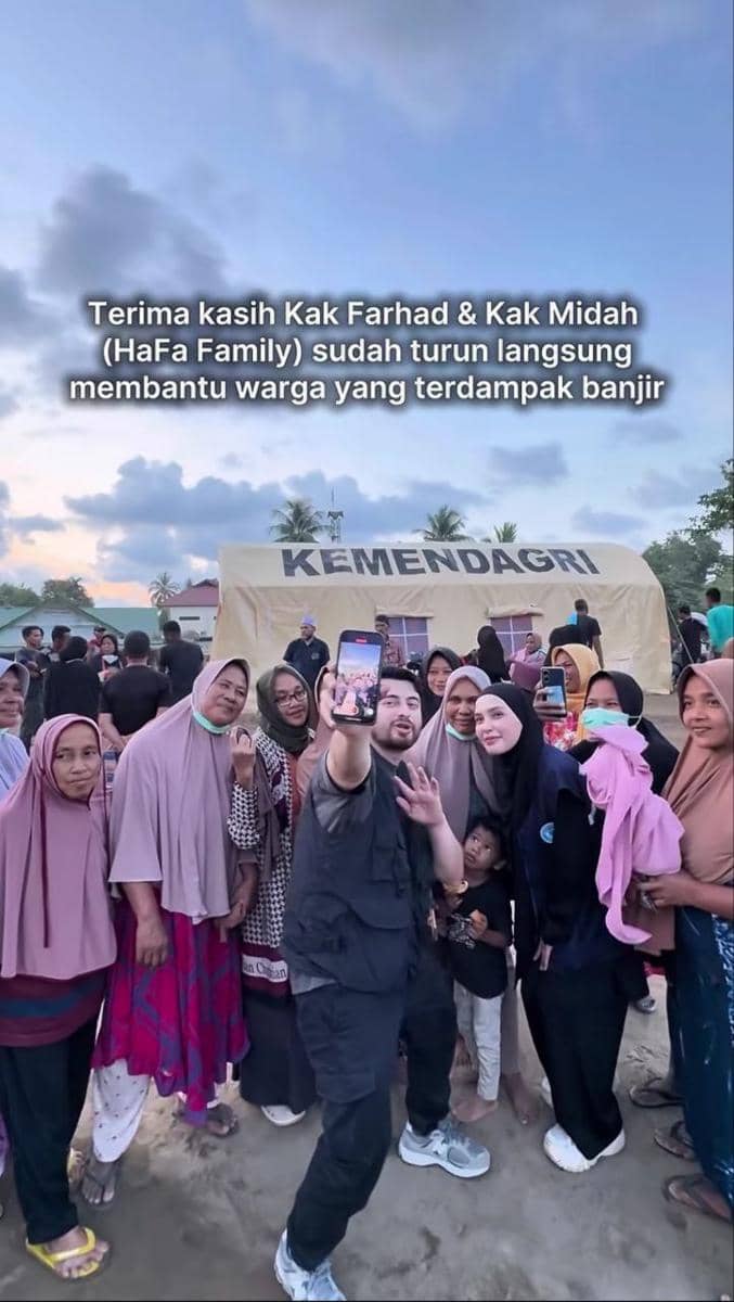 Hamidah Rachmayanti salurkan bantuan bencana di Aceh.