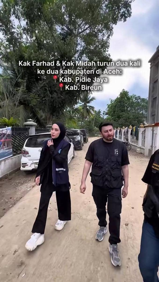 Hamidah Rachmayanti salurkan bantuan bencana di Aceh.