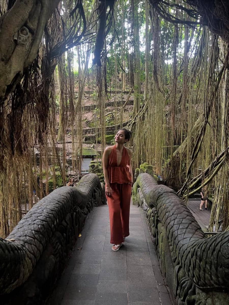 Acha Septriasa di Monkey Forest Ubud.