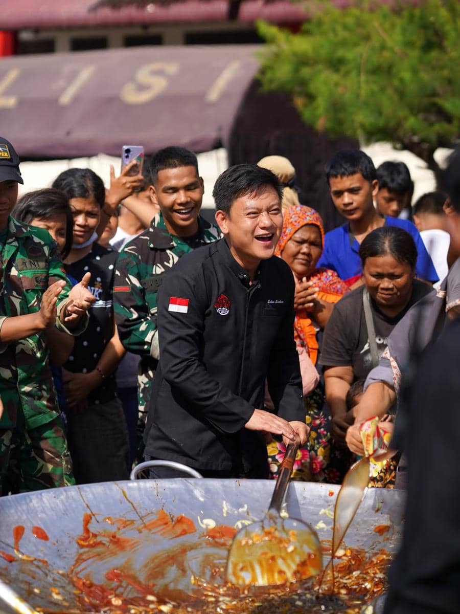 Bobon Santoso masak besar di Tapanuli Tengah