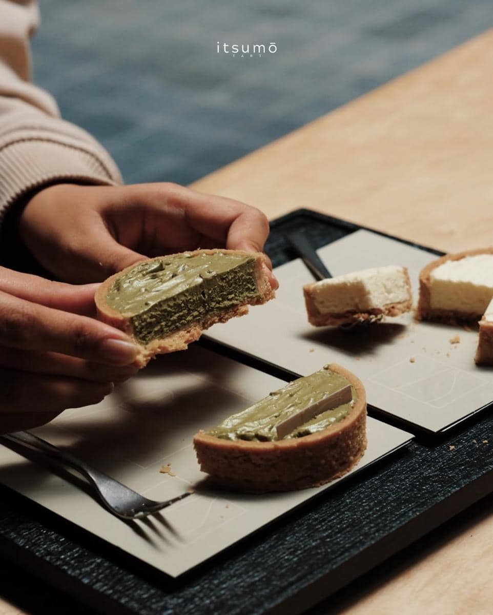 menu Matcha Red Bean di Itsumō Headquarter