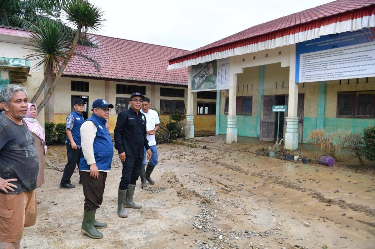 Mendikdasmen Berikan Keringanan UAS Tiga Provinsi Terdampak Bencana
