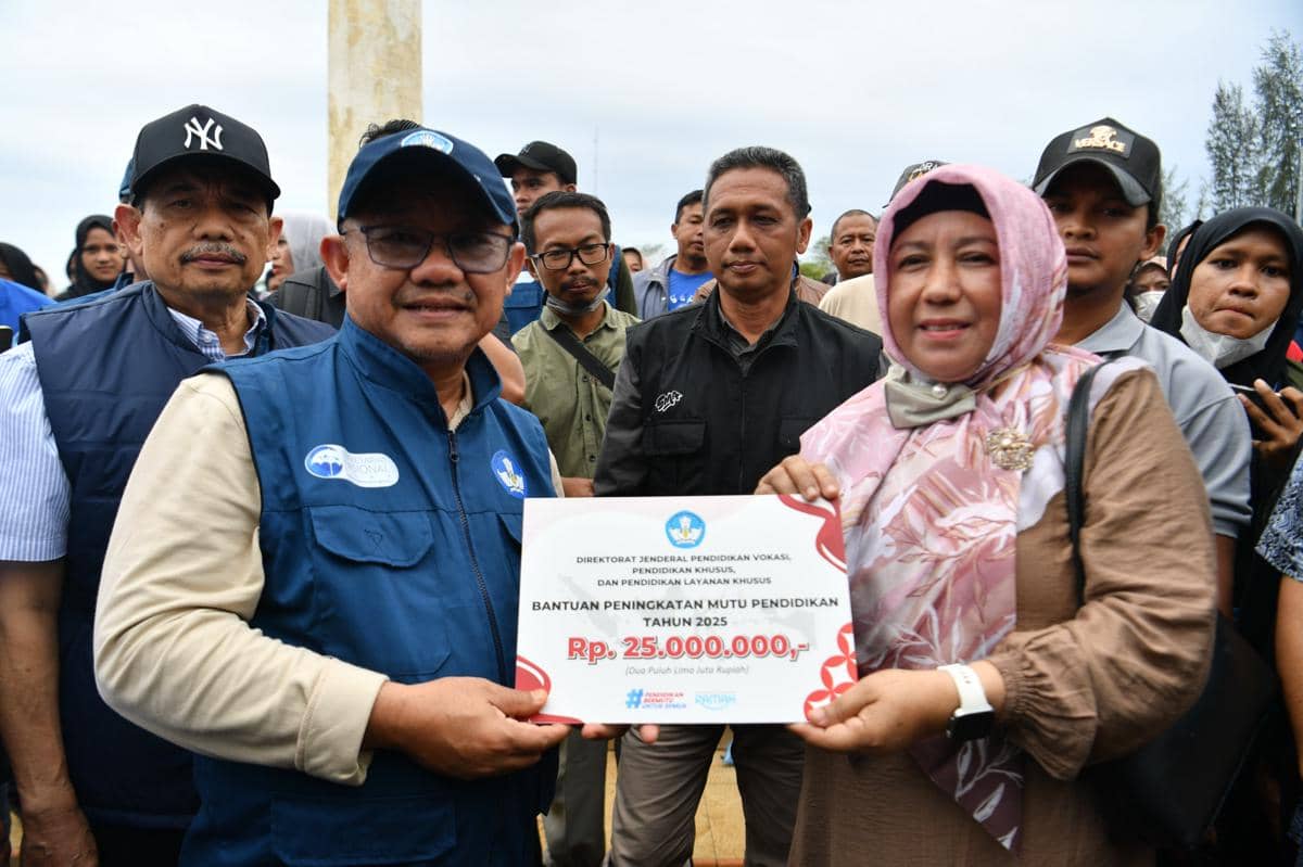 Mendikdasmen Berikan Keringanan UAS Tiga Provinsi Terdampak Bencana