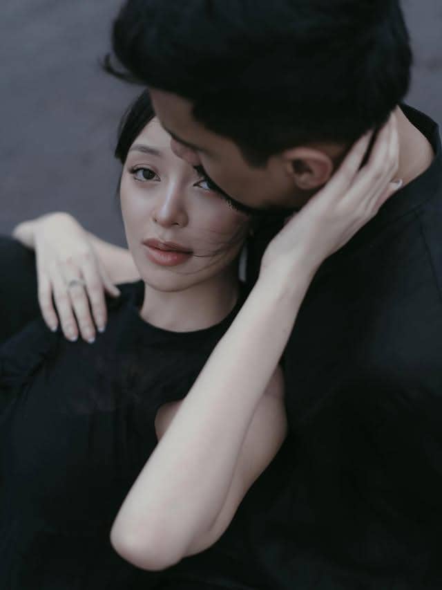 Amanda Zahra dan Adli prewedding di Pantai Bali