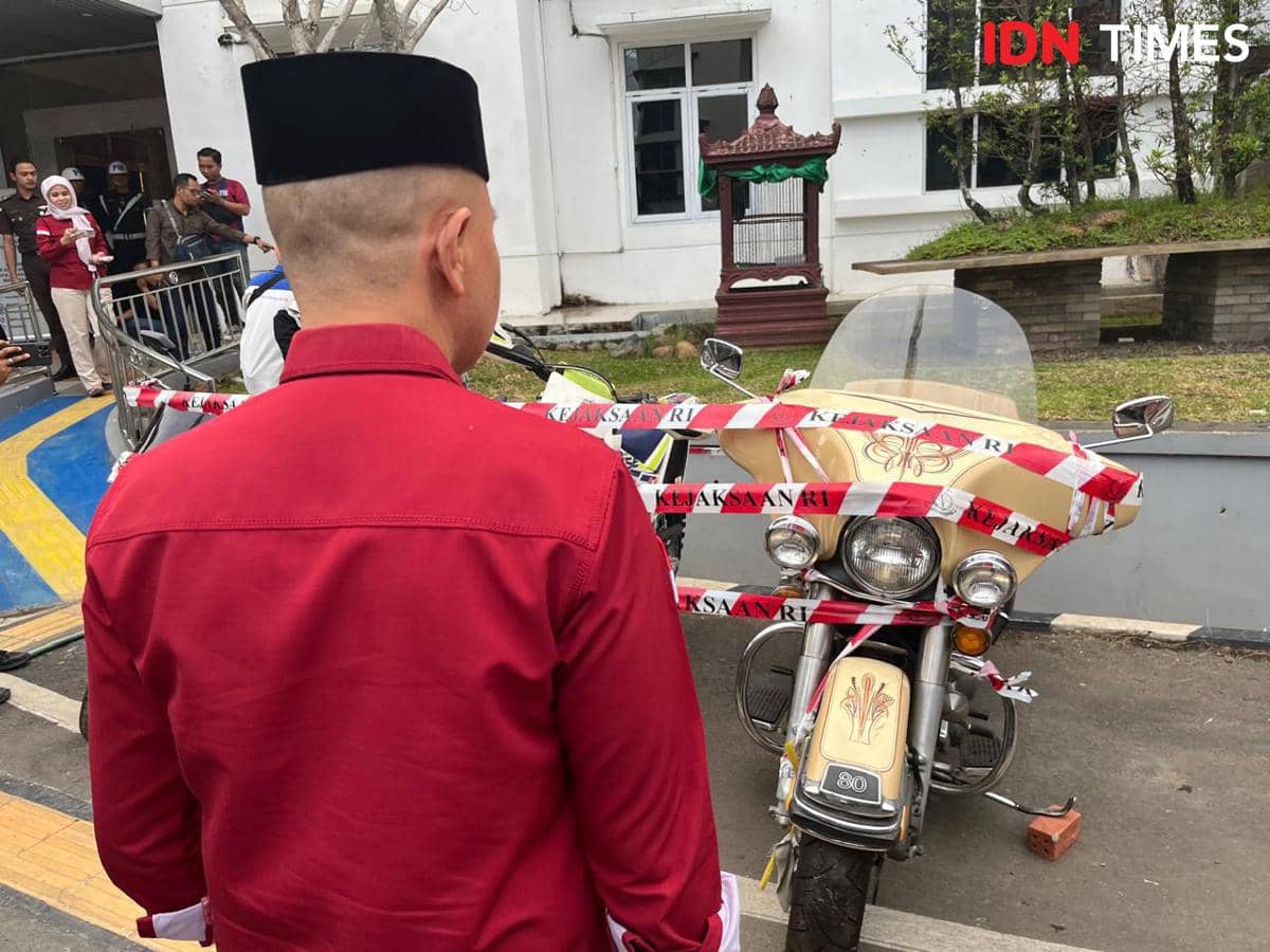 Kejati Lampung Sita Aset Eks Bupati Pesawaran, Motor Harley-40 Tas Branded