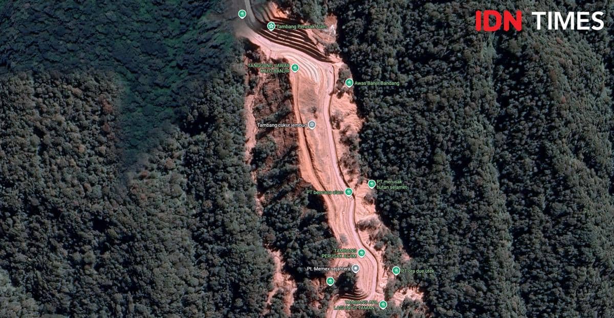 Foto satelit kondisi di sekitar kawasan Gunung Slamet yang viral di media sosial diduga akibat tambang ilegal. (IDN Times/Dhana Kencana)