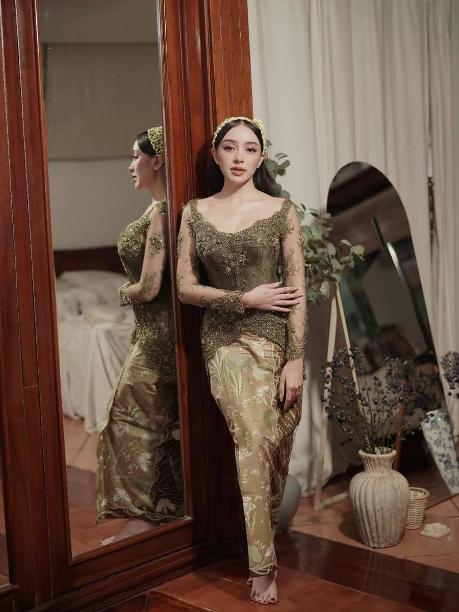 Potret prosesi siraman dan pengajian Amanda Zahra jelang menikah