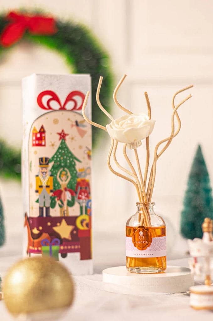 Ilustrasi hampers Natal (Shopee/succa)